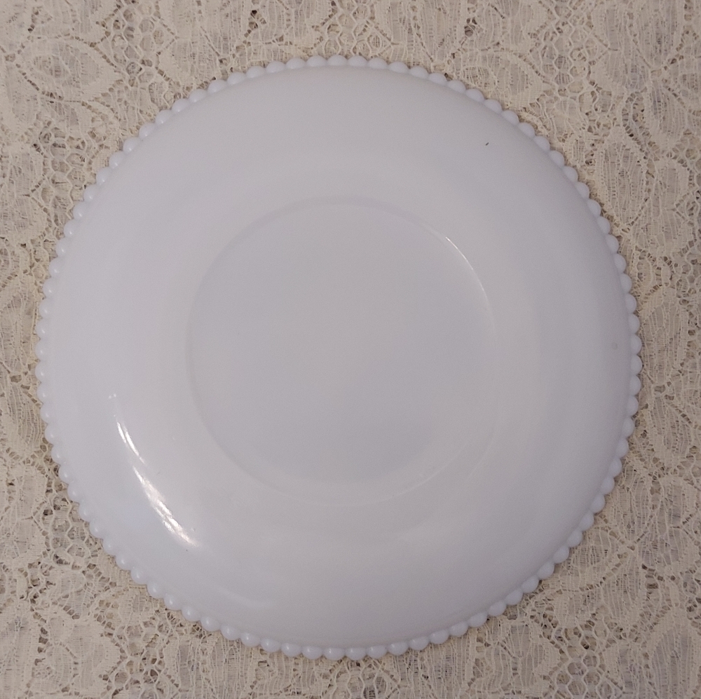 Vintage Westmoreland Milk Glass Handpainted Plate with Plums Wall or Shelf Decor - Picture 2 of 4